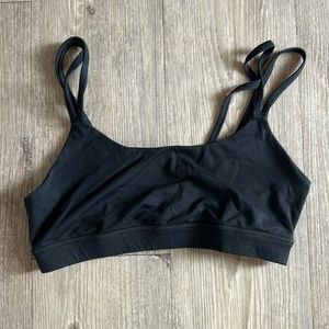 ALO Yoga medium black sports bra